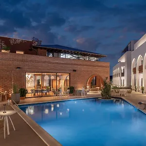 Mercure Conacul Cozieni Отель