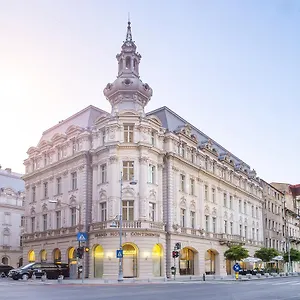 Grand Continental Otel