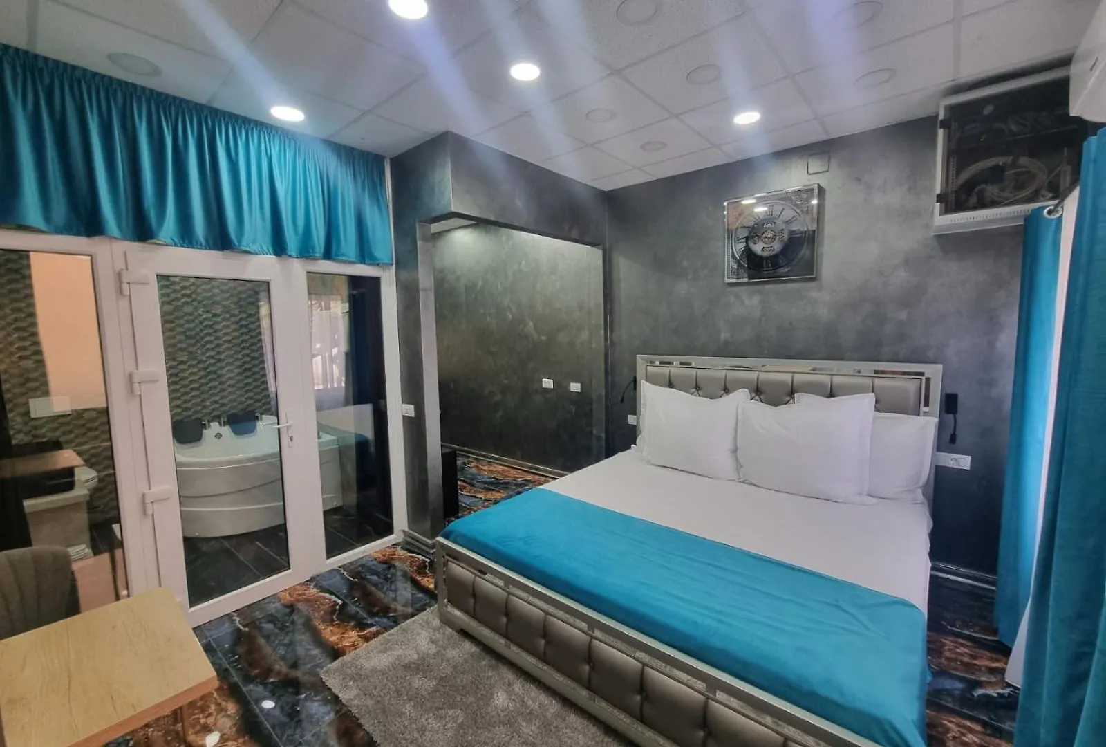 Poet Palace Bucharest Hotel