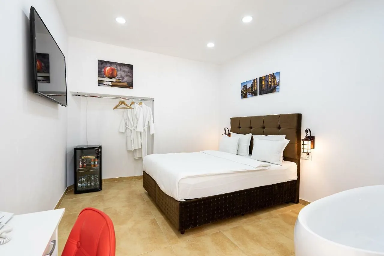 **** Hotel Poet Palace Bucharest Romania